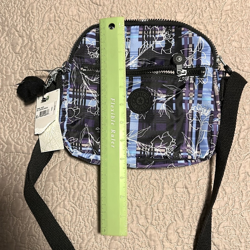 Kipling crossbody